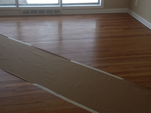 5th image of 32503 James St