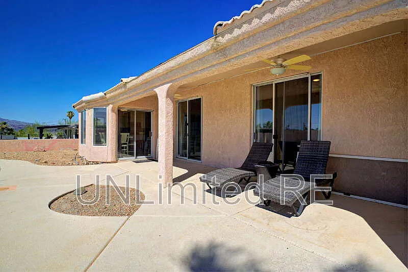 3 bed, 2.0 bath, 2154 sqft, $2,500 — Photo 4