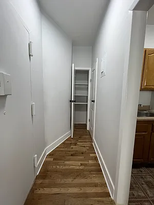 Rented by Five Town Global Realty | media 30