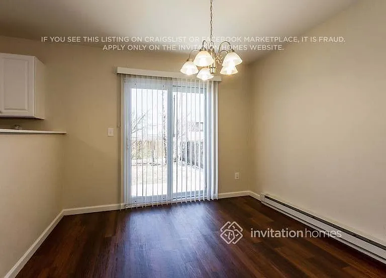 964 S Uravan St — Photo 8
