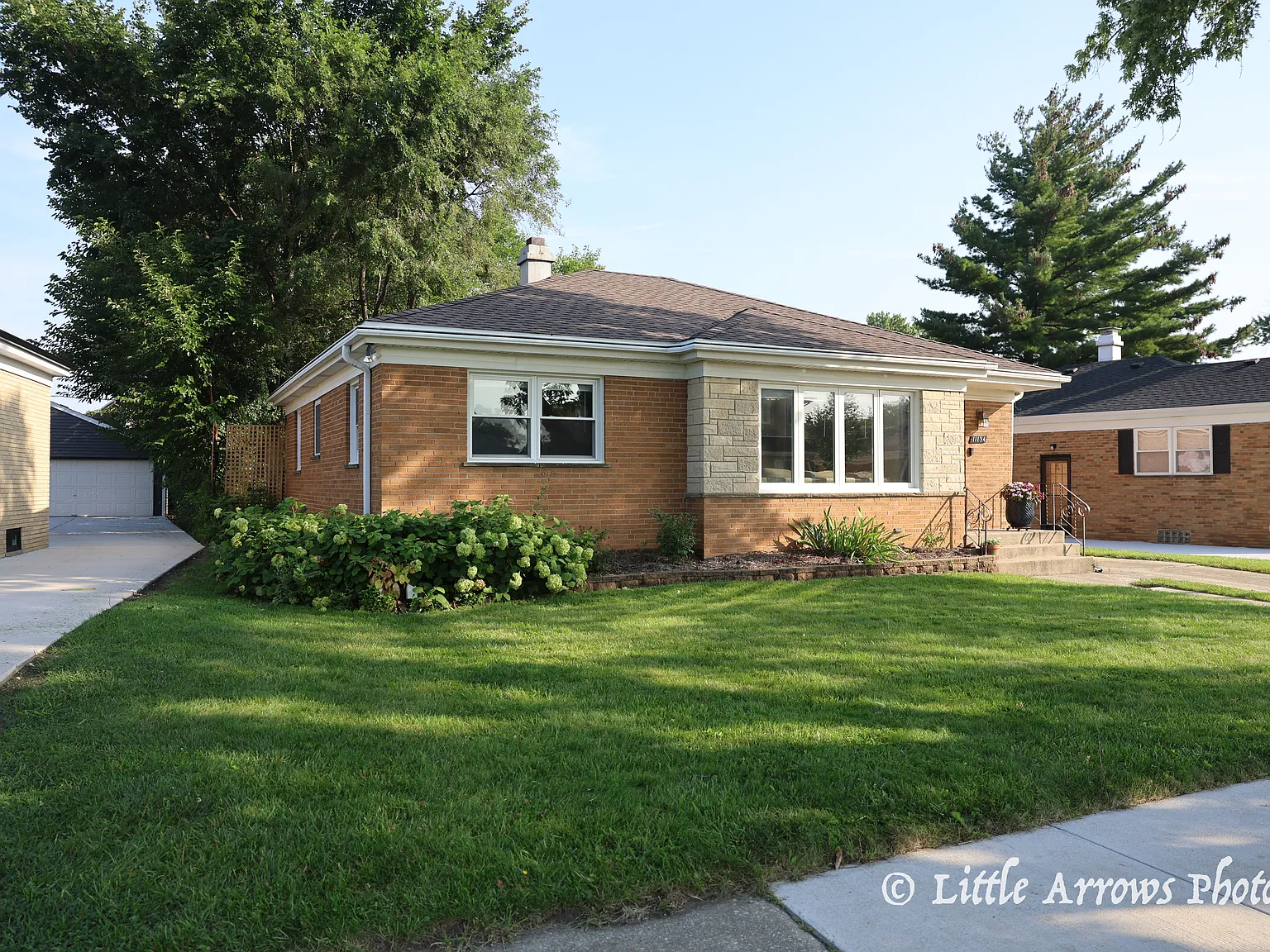 3 bed, 1125 sqft, $2,700 — Photo 1