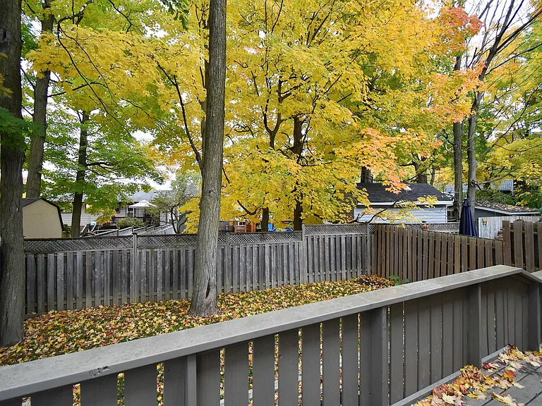16 Woodgrove Ct — Photo 19
