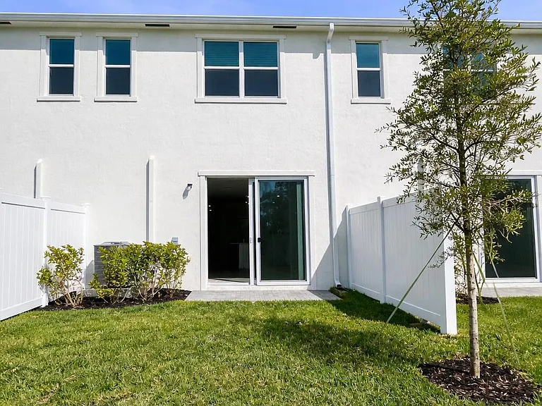 4616 Hollister Ave #4616 — Photo 5