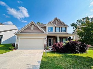 2448 Bearded Iris Ln, High Point, NC 27265