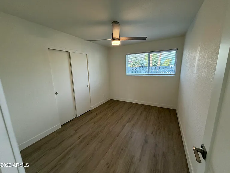 3722 S Grandview Ave — Photo 12