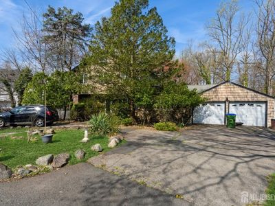 4 Stark Pl, Edison, NJ, 08820