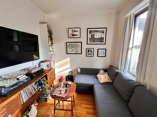 Rented by Highline Residential | media 46