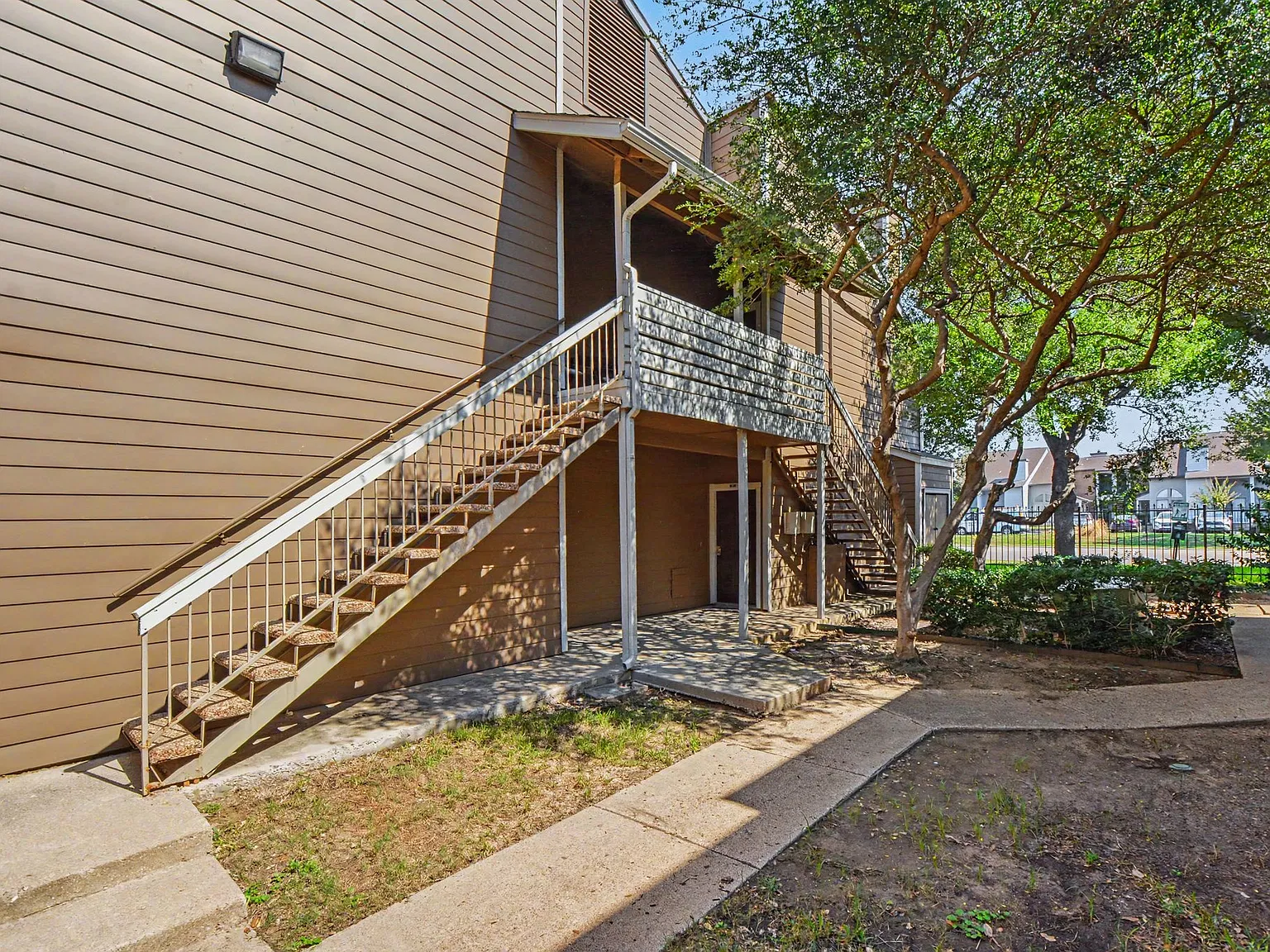 1 bed, 677 sqft, $1,295 — Photo 2