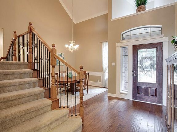 3rd image of 502 Sage Ct