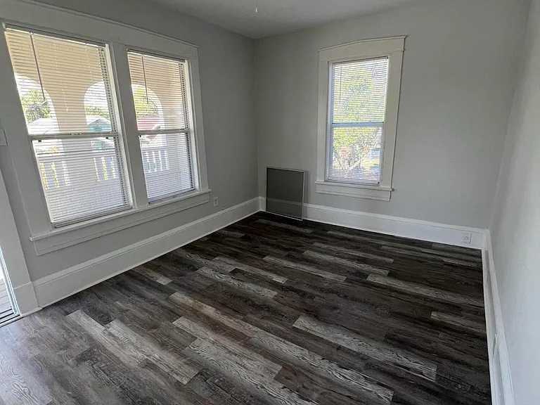 209 Taylor Ave #1 — Photo 3