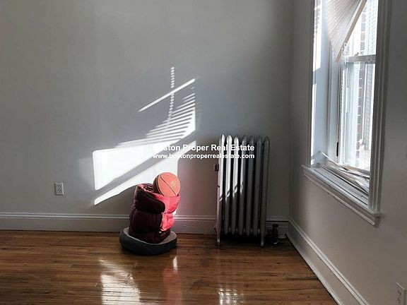 151 Park Dr. #16 Boston - Fenway Unit Photo 2