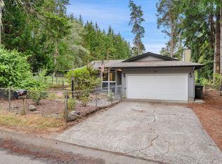 1830 SE Vale Rd, Pt Orchard, WA 98366
