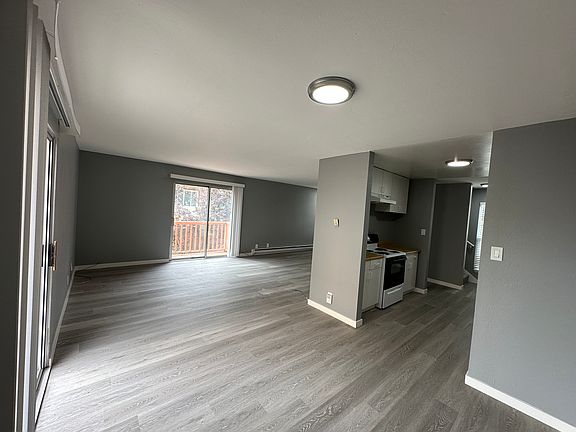 2nd image of 585 Huntington Ave APT 6