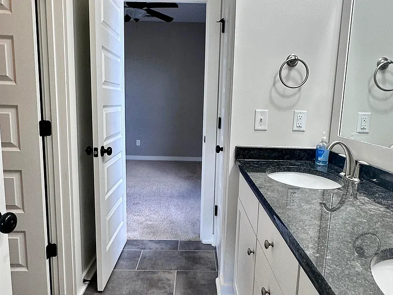 2641 Montauk Rd — Photo 31