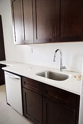 Rented by Albert Attias, LREB | media 14