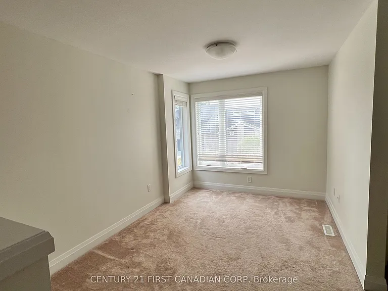 1660 Valhalla St — Photo 16