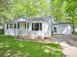 802 Cypress St, Midland, MI 48642