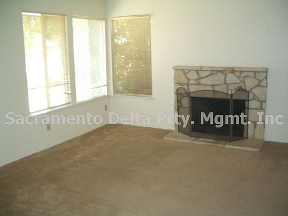 2nd image of 4428 Oxwood Dr