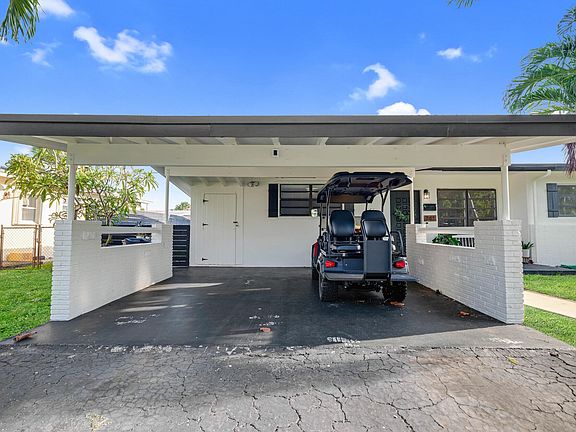 3rd image of 741 Eagle Way