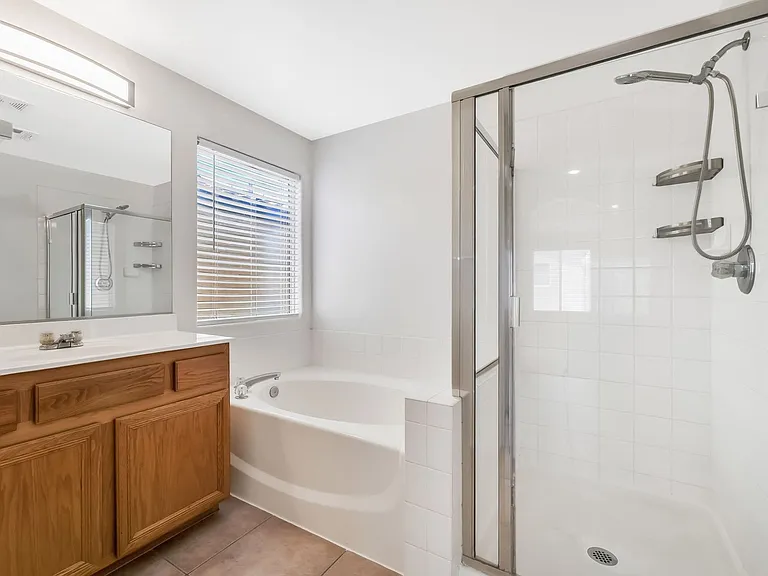 5078 Tioga Pass Ave — Photo 15