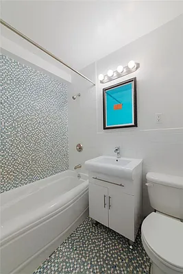 Sold by Charles H. Greenthal | media 18