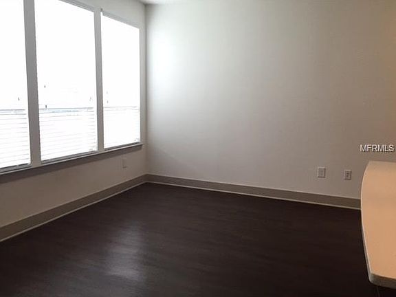 3rd image of 1660 N Mills Ave #123