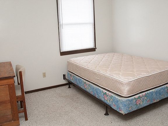 5th image of 1113 Reservoir St APT C