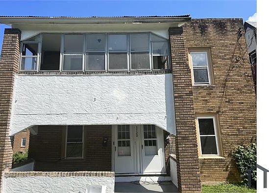 4th image of 3720 Beatrice Dr #2