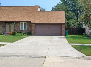 24781 Pamela St, Brownstown, MI 48134