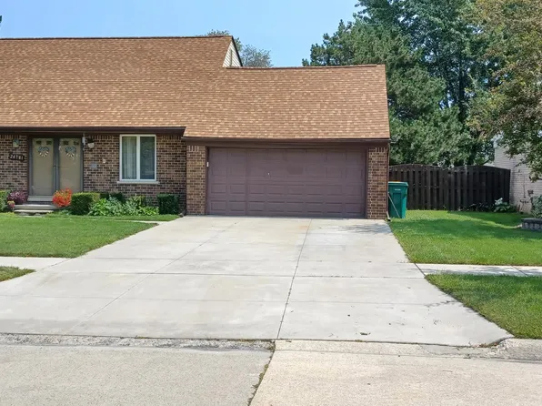 24781 Pamela St, Brownstown, MI 48134