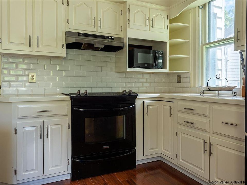 116 Vineyard Ave, Lloyd, NY 12528 Zillow