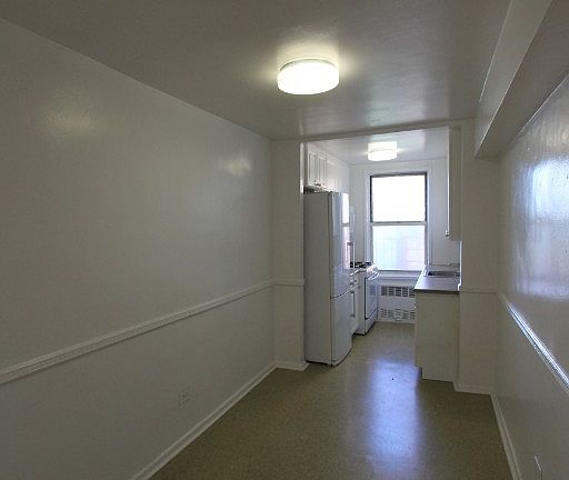 5th image of 14487 41st Ave #512