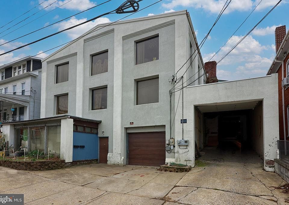1st image of 36 S Pine St
