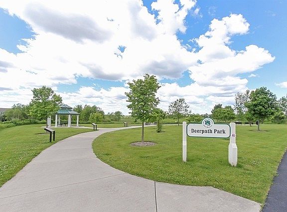 3rd image of 3122 Deerpath Ln