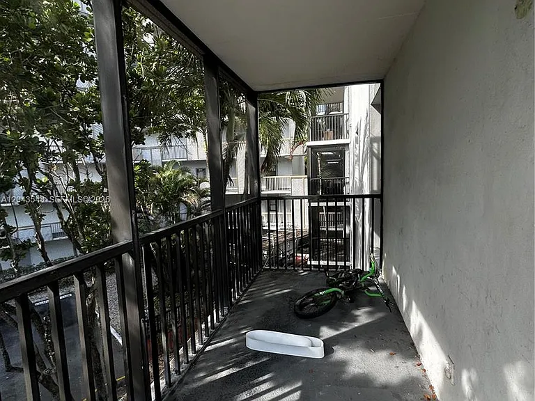 3475 N Country Club Dr #315 — Photo 18