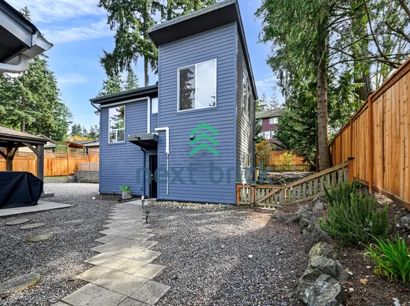 317 NE 178th St #B, Seattle, WA 98155