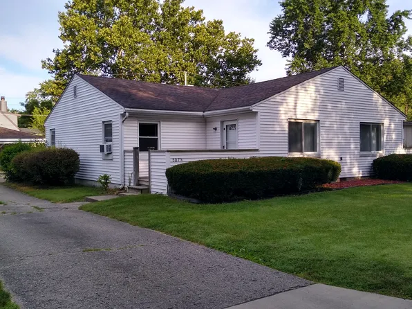 507 Mitchell Ct #1, Champaign, IL 61821