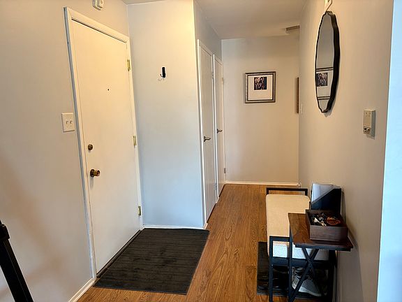 3rd image of 5806A Wolf Rd #4