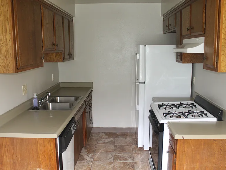 6375 N Alturas Ave #4 — Photo 6