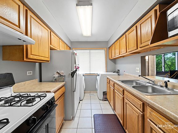 3rd image of 2S779 Winchester Cir E #61-4