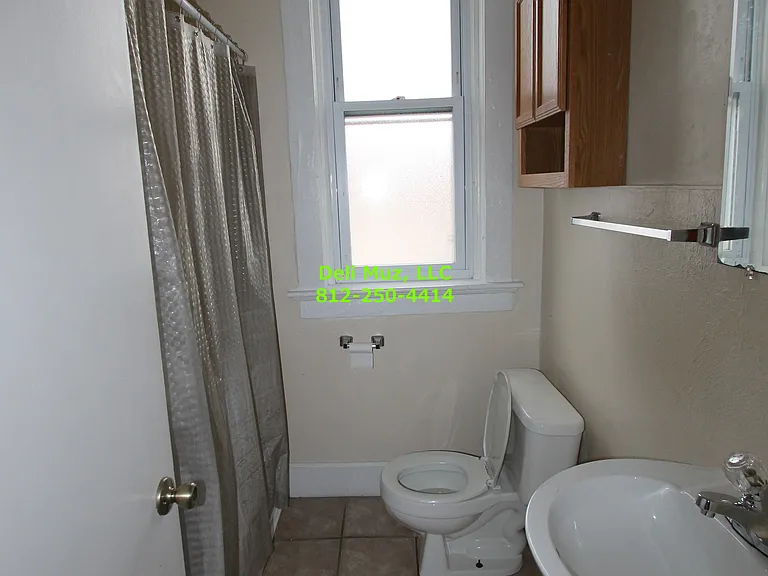 706 Court St #F — Photo 11