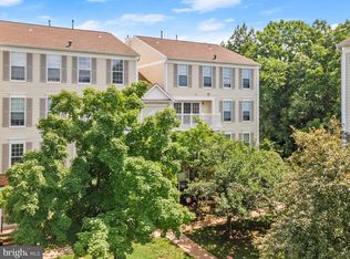46944 Courtyard Sq UNIT 301, Sterling, VA 20164