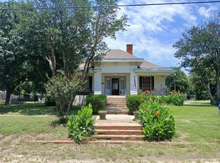 300 NW 2nd St, Hubbard, TX 76648