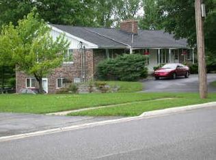 601 Pratt St APT 2, Crown Point, IN 46307