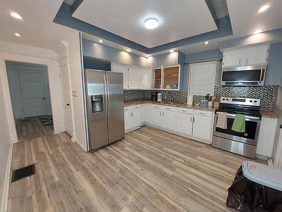 2nd image of 3114 Winthrop Ave