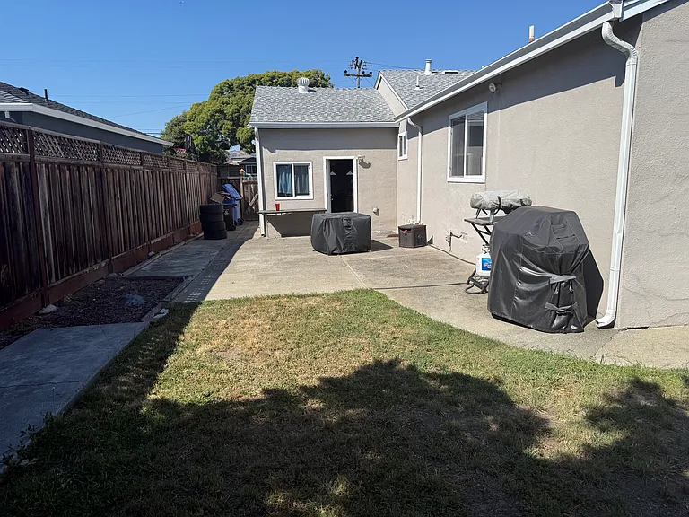 36483 Coronado Dr — Photo 23