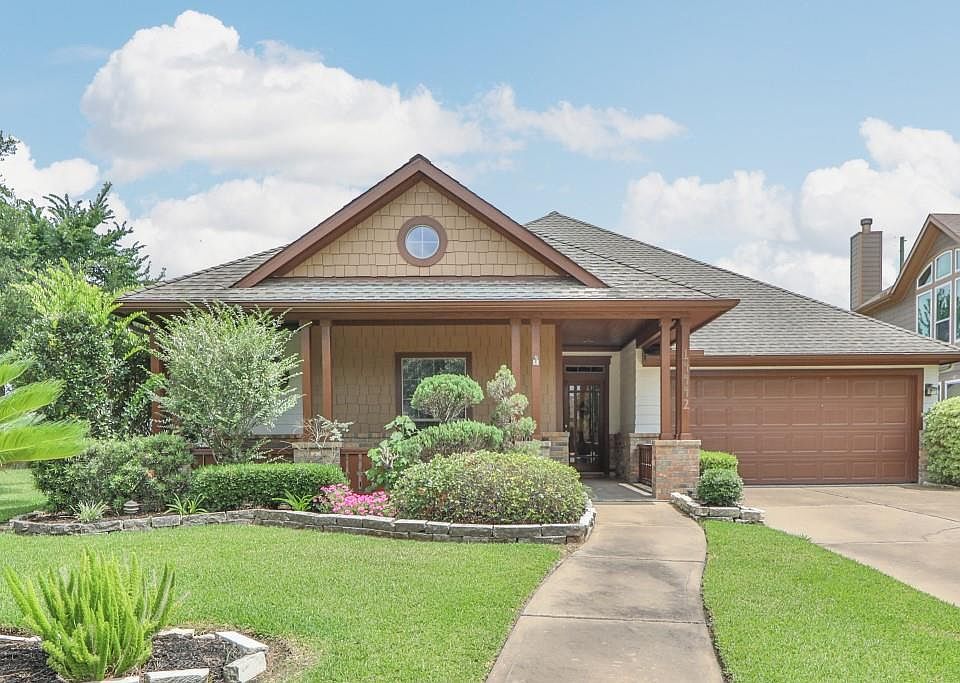 1st image of 14442 Gleaming Rose Dr