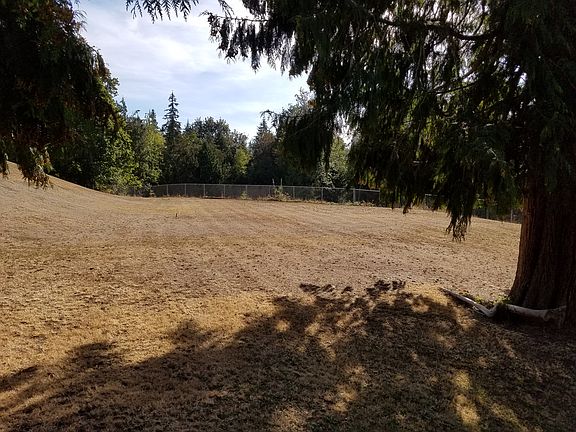 4th image of 8012 135th Pl NW