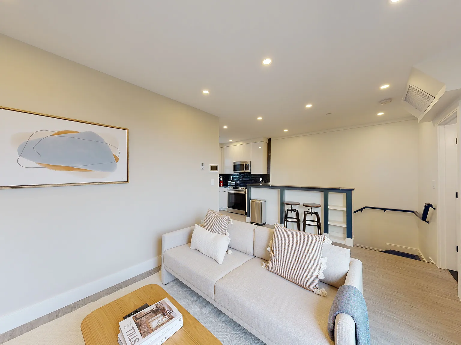 1 bed, 600 sqft, $3,200 — Photo 4