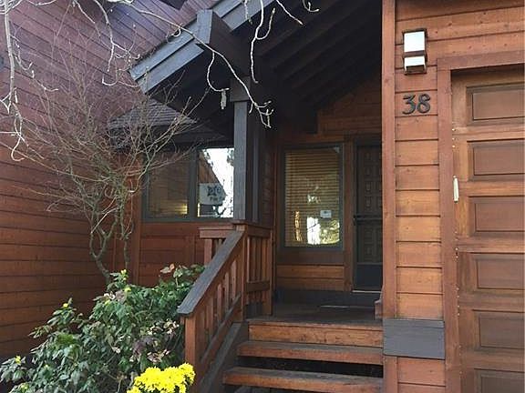 2nd image of 929 Northwood Blvd #38